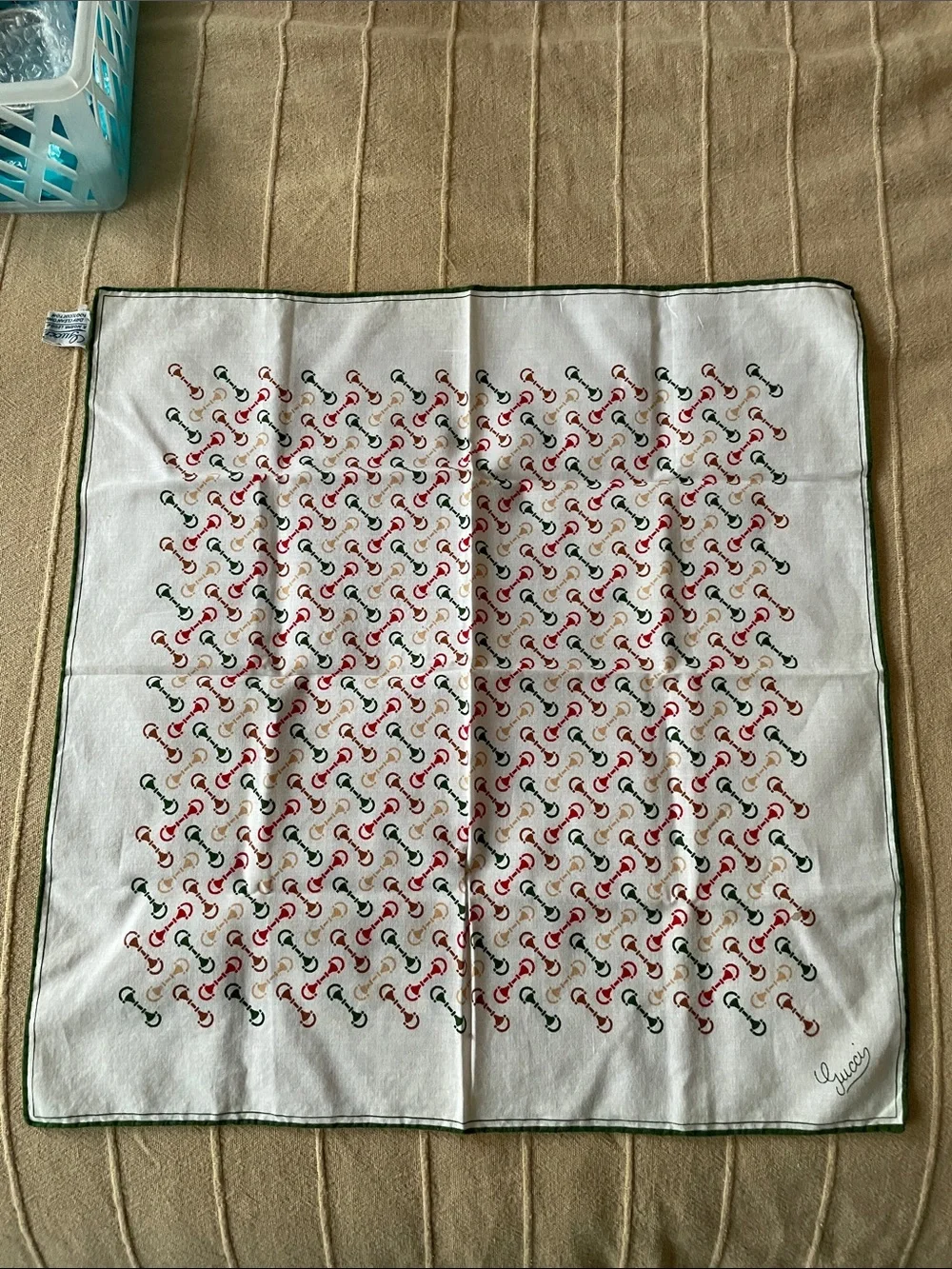 ✨Vintage Gucci 1970’s White Cotton Scarf with Green, Red, Tan Horsebit Print✨